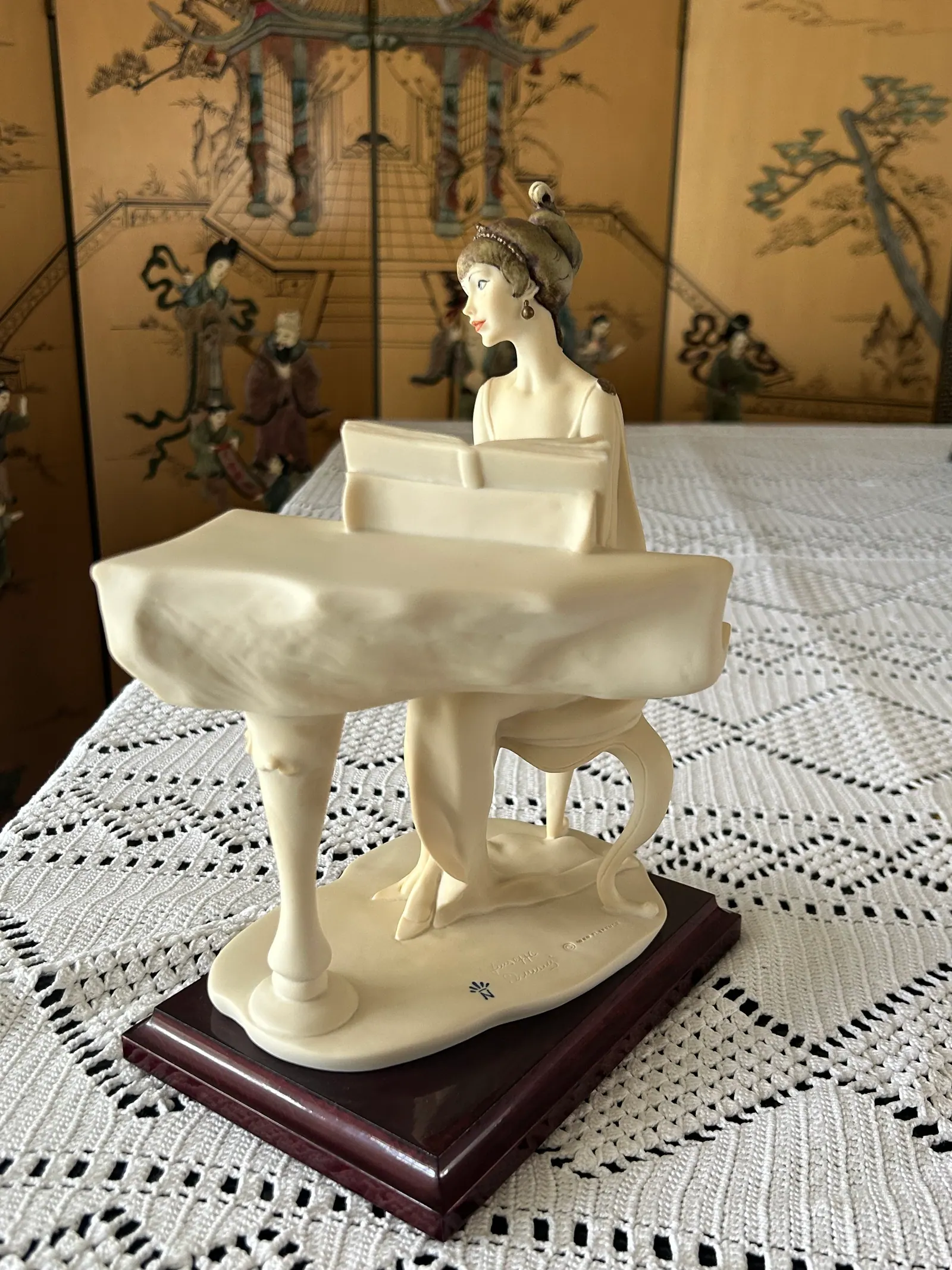 Lady at Piano thumbnail 3
