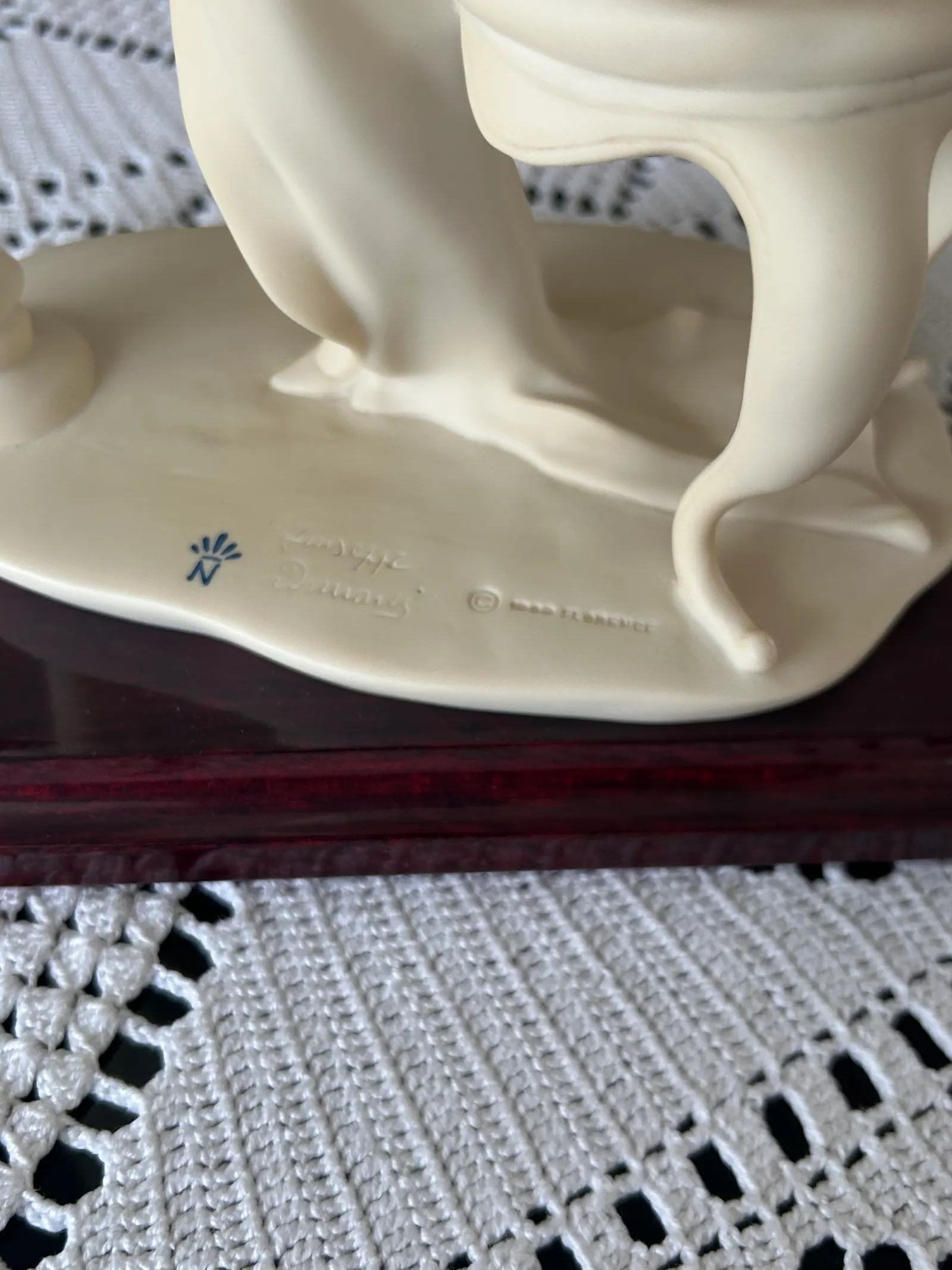 Lady at Piano thumbnail 7